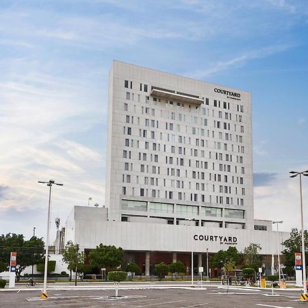 Courtyard By Marriott Leon At The Poliforum León Exterior foto