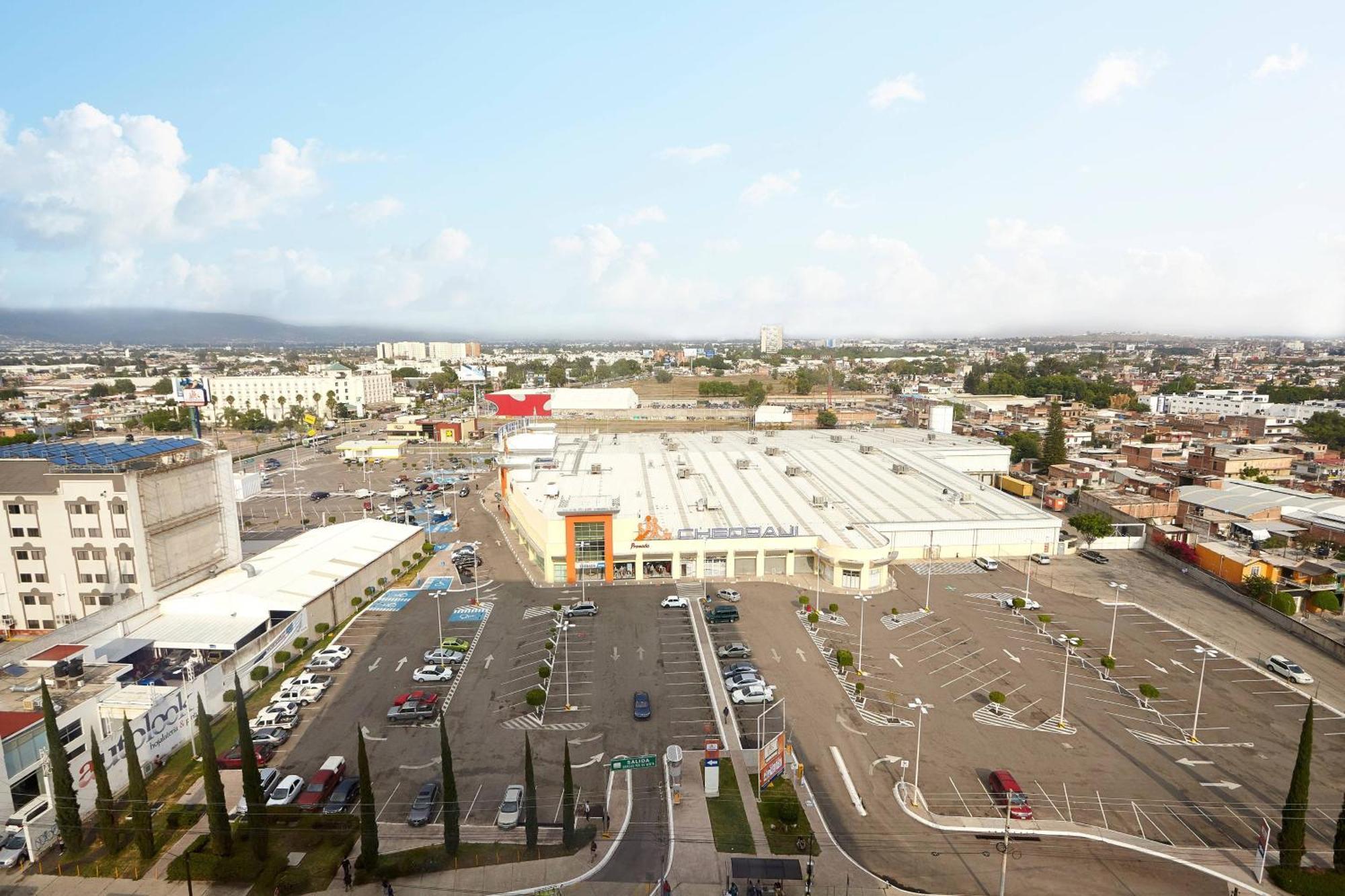 Courtyard By Marriott Leon At The Poliforum León Exterior foto