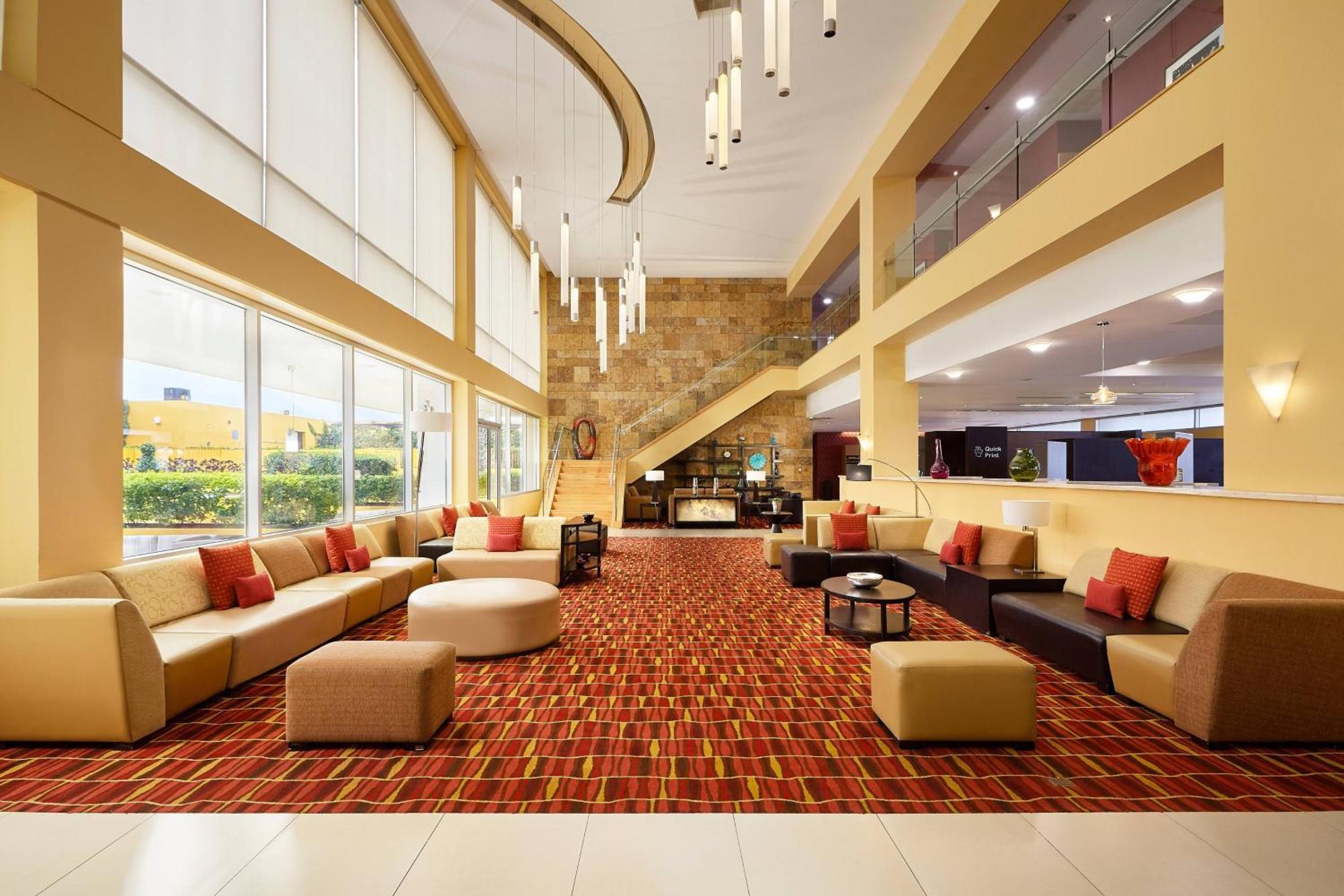Courtyard By Marriott Leon At The Poliforum León Exterior foto